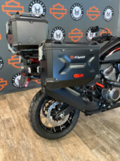 RA1250SE 2024 CVO™ Pan America® thumb 3