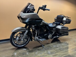 FLTRXSE2 2013 CVO™ Road Glide® Custom thumb 2