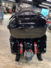 FLHXU 2025 Street Glide® Ultra thumb 2