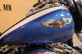 2005 Harley-Davidson HD FLSTN Softail Deluxe thumb 2