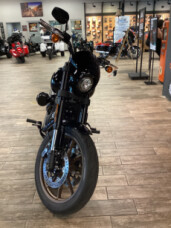 2024 Harley-Davidson<sup>®</sup> Low Rider<sup>®</sup> S VIVID BLACK thumb 0