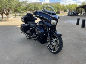 2025 Harley-Davidson® Street Glide® Ultra Mystic Shift - Black Finish thumb 3