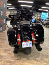 FLTRX 2025 Road Glide™ thumb 2