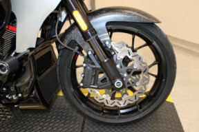 FLTRXSTSE 2025 CVO™ Road Glide™ ST thumb 1