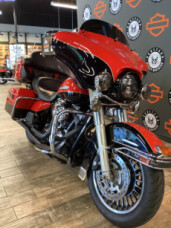  2010 Electra Glide® Ultra Limited thumb 1