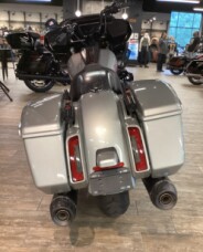 FLTRXSTSE 2025 CVO™ Road Glide™ ST thumb 2