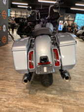 FLTRX 2025 Road Glide® thumb 2