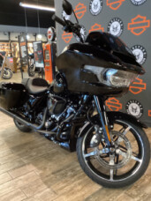 FLTRX 2025 Road Glide® thumb 1