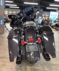 2021 Harley-Davidson<sup>®</sup> Street Glide<sup>®</sup> Special BLACK JACK METALLIC thumb 2