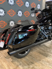 FLTRX 2025 Road Glide™ thumb 3