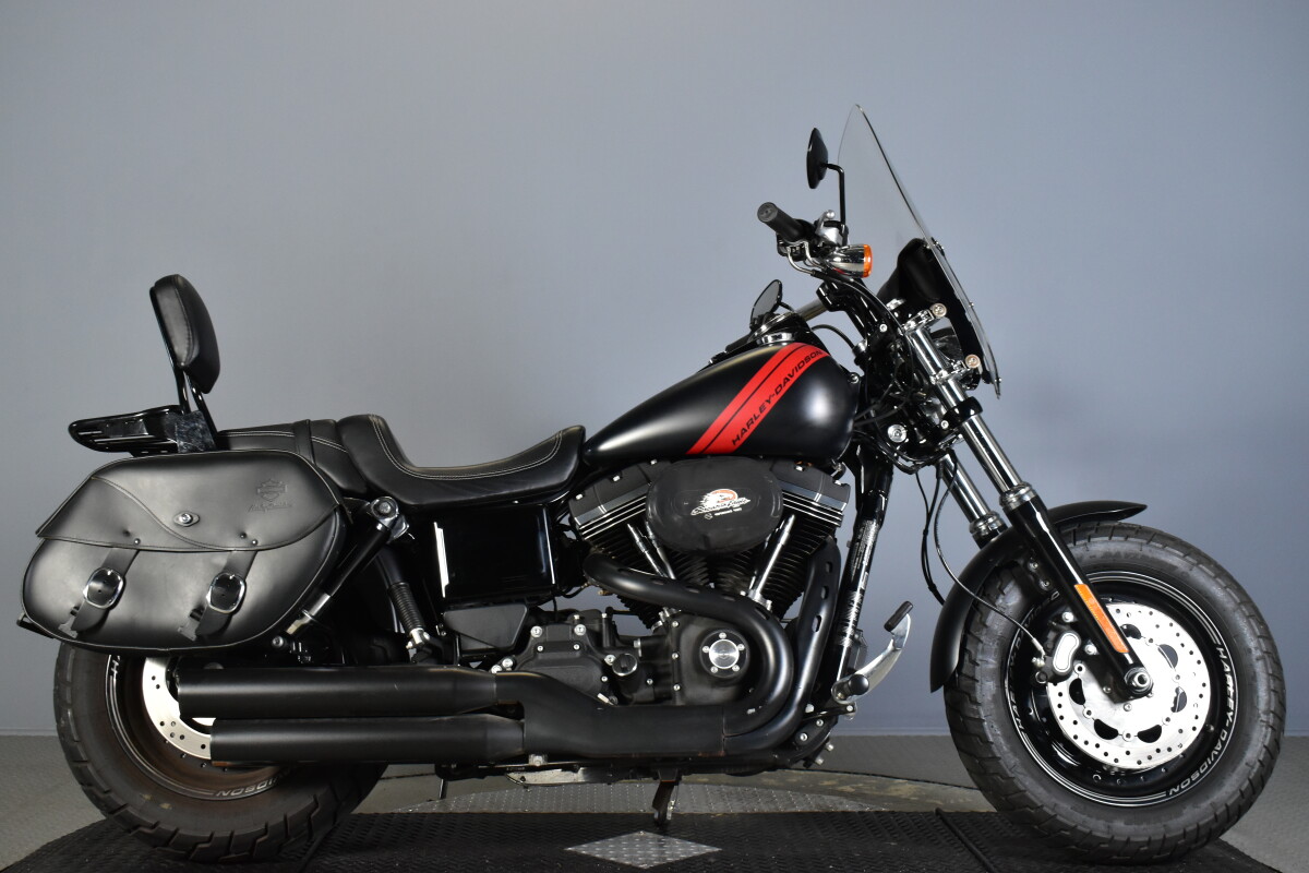 2017 Harley-Davidson® Fat Bob® FXDF | Volcano Harley-Davidson®