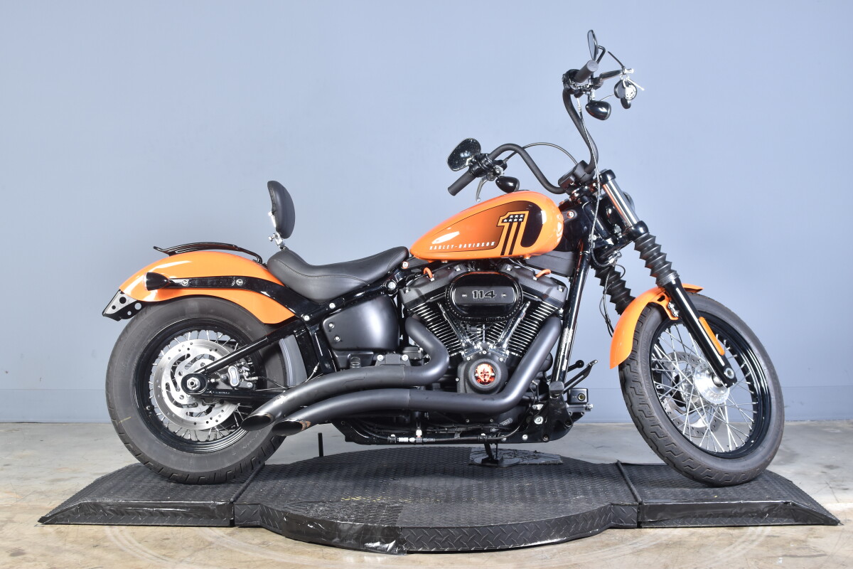 最終値下げ！Harley-Davidson スカジャン 2023 Harley-Davidson® FXBBS - Street Bob® 114 | Hartford