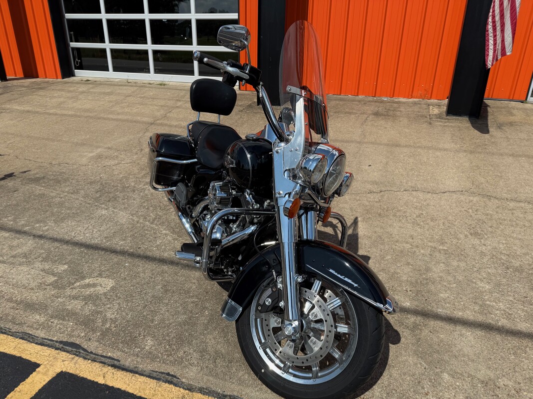 FLHR 2015 Road King Classic - Photo 2