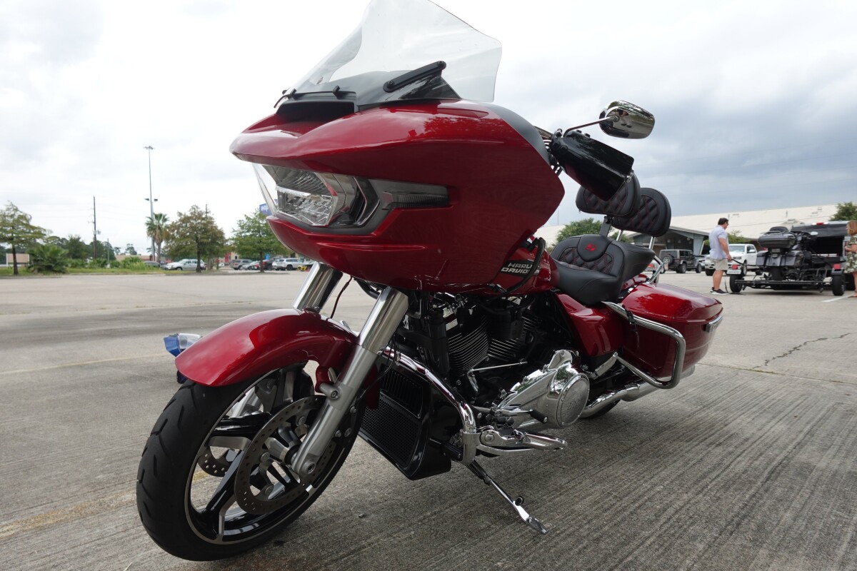 2025 Harley-Davidson Road Glide FLTRX - Photo 4