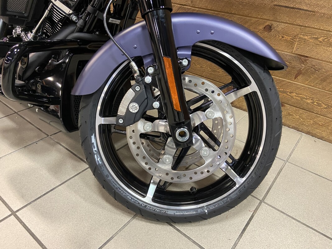 2025 Harley-Davidson Street Glide Purple Abyss Denim - Black Finish FLHX - Photo 4