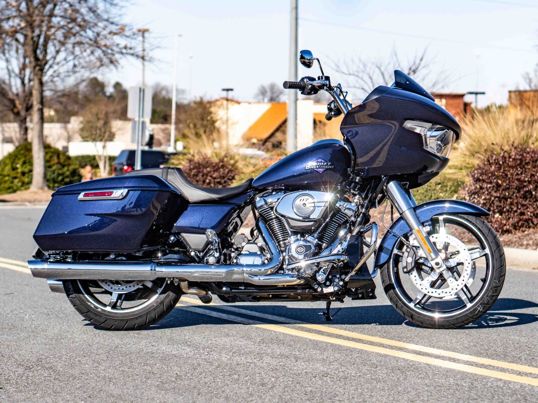 FLTRX 2025 Road Glide - Photo 4