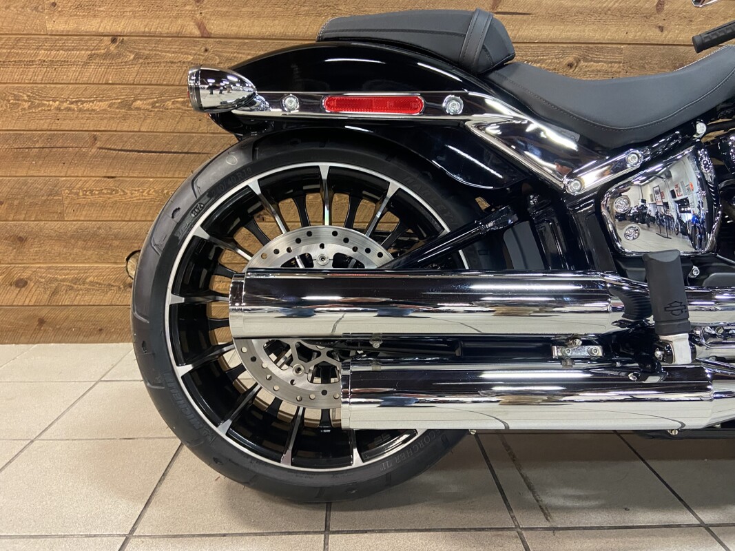 2025 Harley-Davidson Breakout Vivid Black FXBR - Photo 5