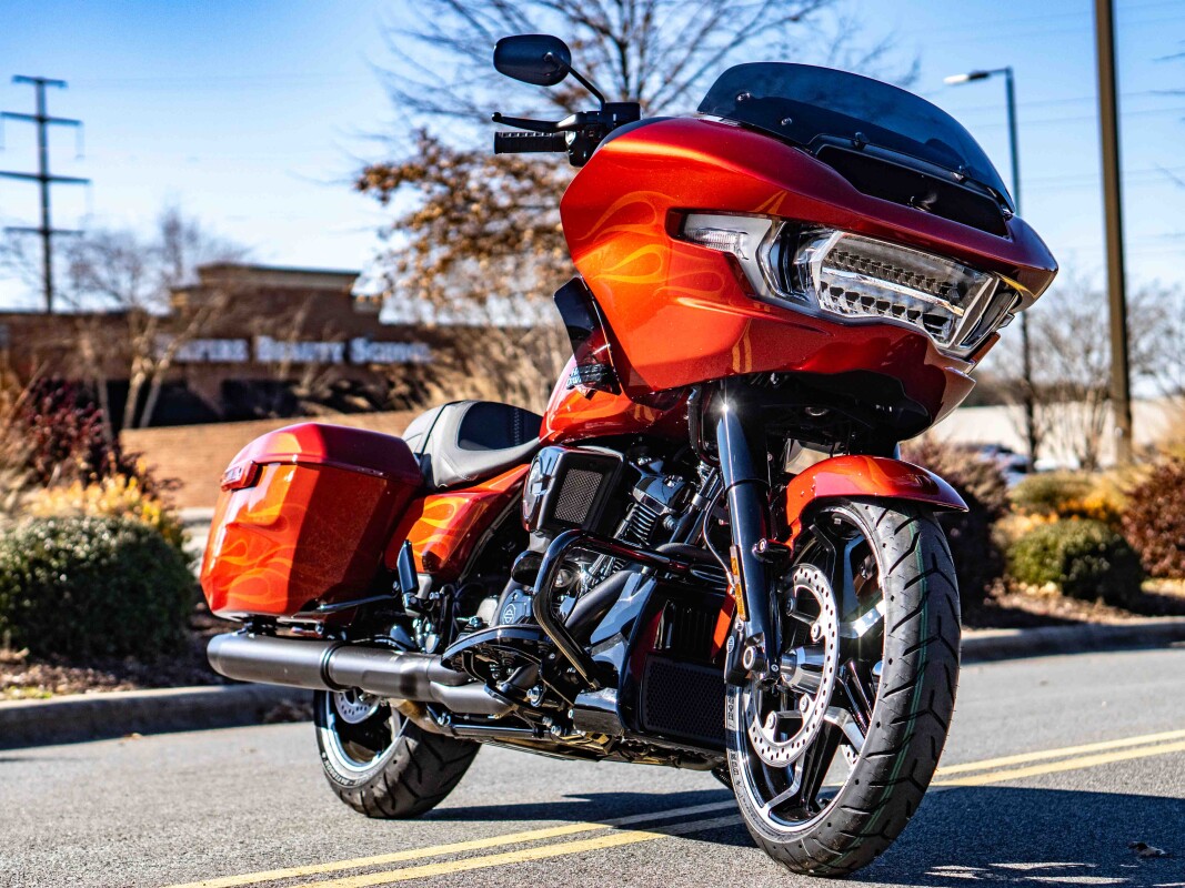 FLTRX 2025 Road Glide - Photo 8