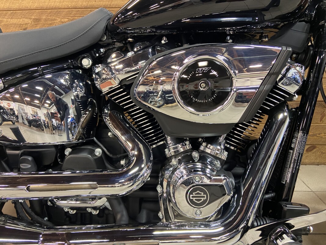 2025 Harley-Davidson Breakout Vivid Black FXBR - Photo 3