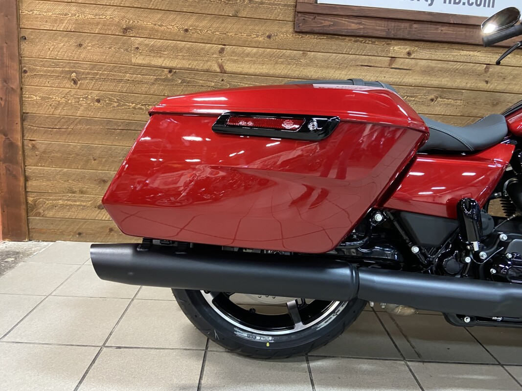2025 Harley-Davidson Road Glide Brilliant Red - Black Finish FLTRX - Photo 5