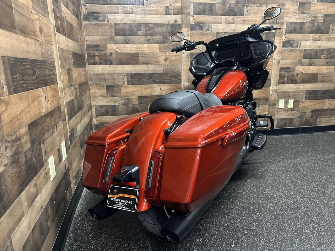 2025 Harley-Davidson Road Glide Whiskey Firestorm - Black Finish FLTRX - Photo 7