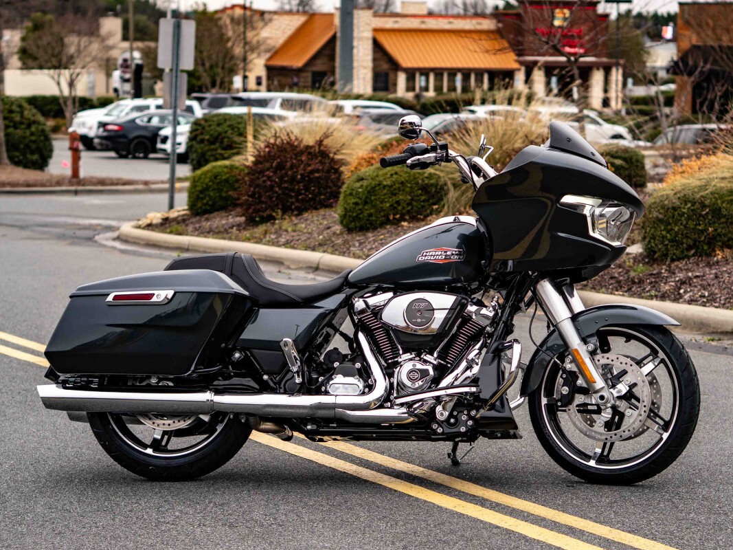 FLTRX 2025 Road Glide - Photo 5