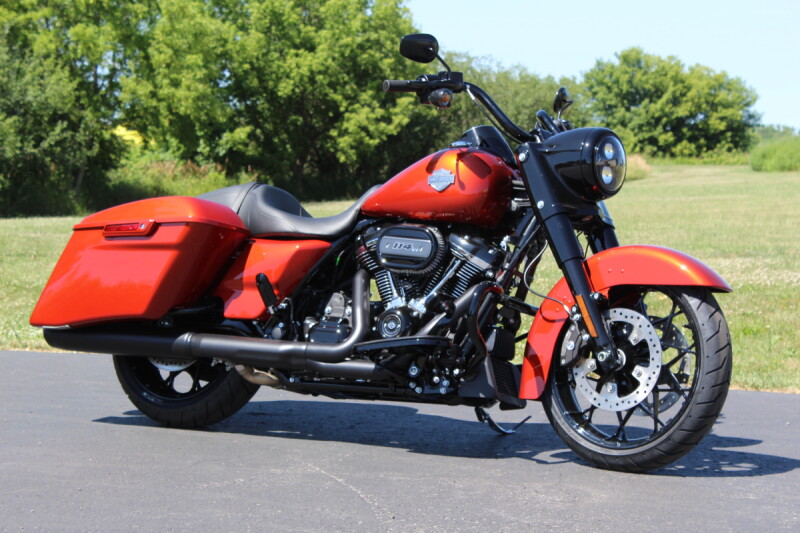 FLHRXS 2025 Road King<sup>®</sup> Special