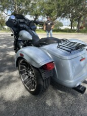 2024 Harley-Davidson® Road Glide® 3 thumb 1