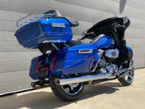 2025 Harley-Davidson® Street Glide® Ultra Blue Burst thumb 2