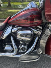 2017 Harley-Davidson<sup>®</sup> Harley-Davidson Road Glide Special thumb 2