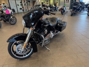 2011 Harley Davidson Street Glide FLHX thumb 0
