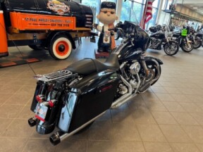 2011 Harley Davidson Street Glide FLHX thumb 3