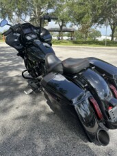 2022 Harley-Davidson® CVO™ Road Glide® thumb 0