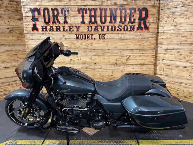 Harley-Davidson Street Glide 2025 FLHX IRON HORSE MTLC - Photo 8