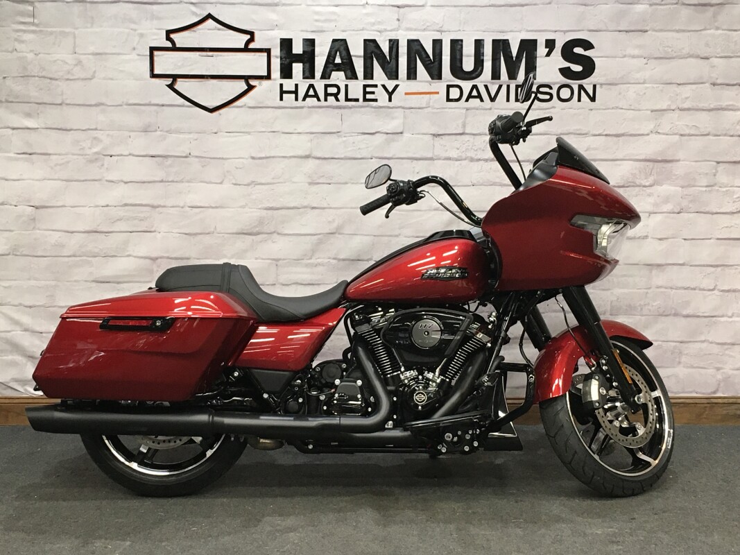 2025 Harley-Davidson Road Glide Brilliant Red - Black Finish FLTRX