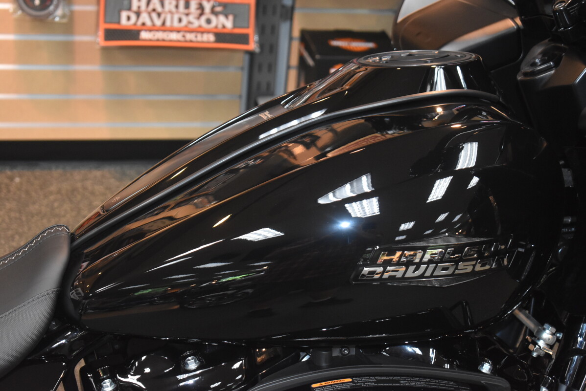 FLTRX 2025 Road Glide - Photo 6