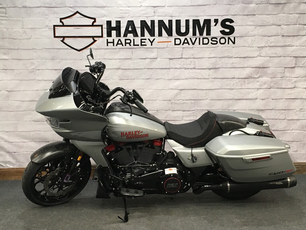 2025 Harley-Davidson CVO Road Glide ST Mercury Silver FLTRXSTSE - Photo 5