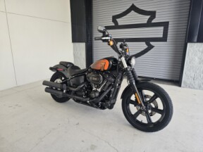 2023 Harley-Davidson® Street Bob® 114 thumb 2