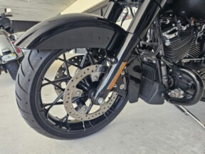 2022 Harley-Davidson® Road King® Special thumb 0