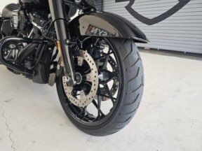 2022 Harley-Davidson® Road King® Special thumb 2