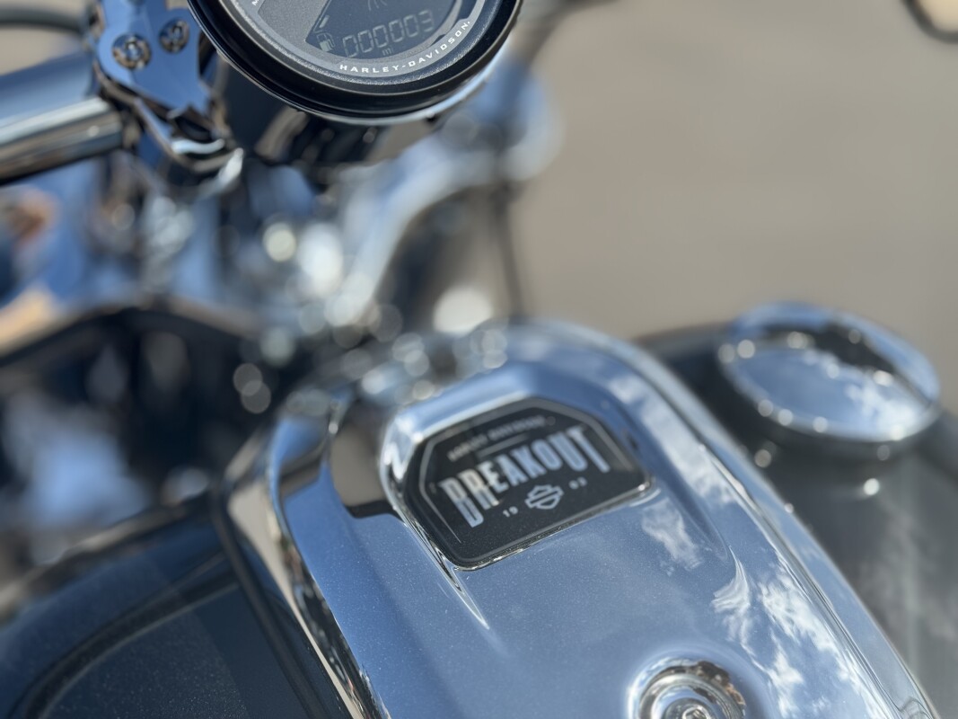 2025 Harley-Davidson Breakout FXBR Vivid Black - Photo 7