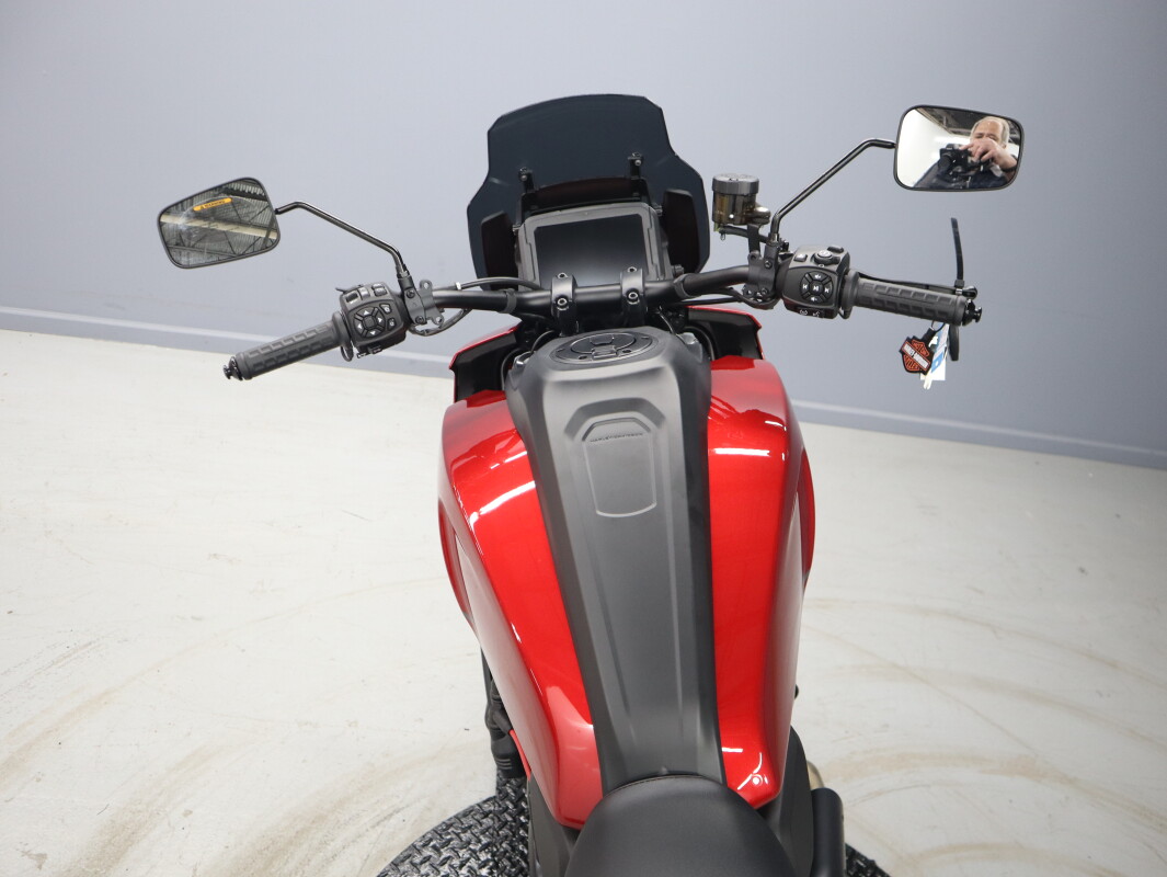 2025 Harley-Davidson Pan America 1250 ST RA1250ST - Photo 9