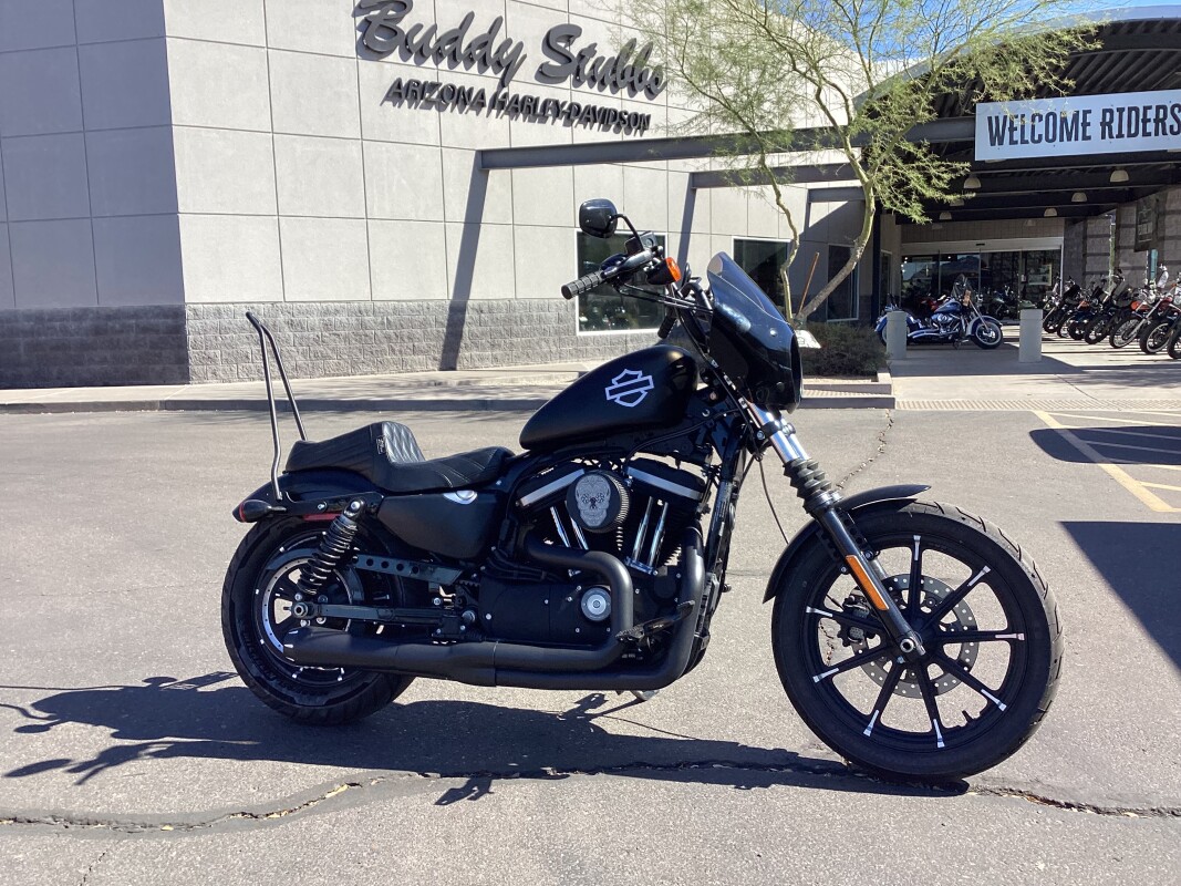 XL 883N 2022 Iron 883