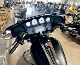 2017 FLHXS - Street Glide Special  thumb 0