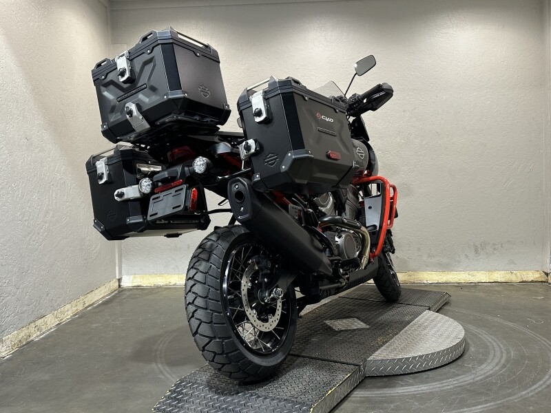 Harley-Davidson CVO Pan America 2025 RA1250SE 84625775 CARBON BLUE - Photo 2