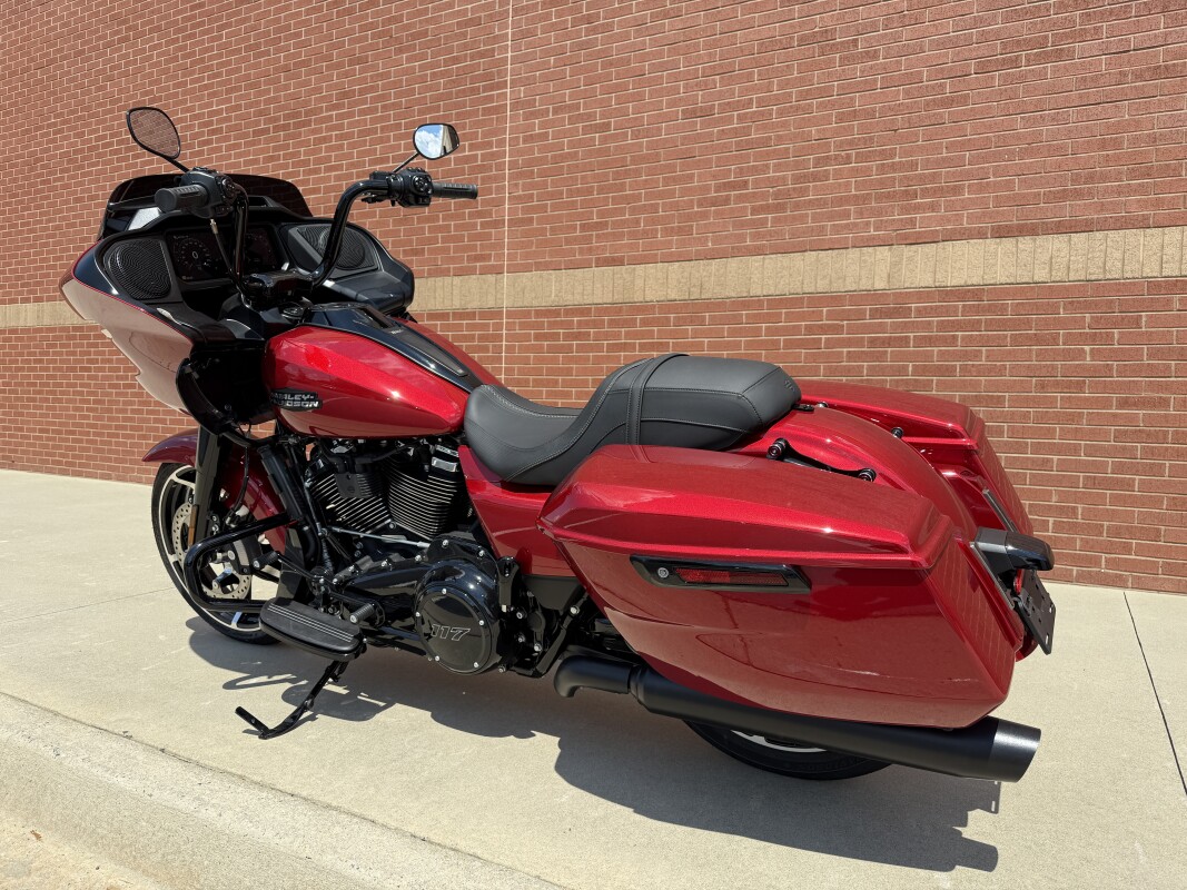 FLTRX 2025 Road Glide - Photo 7