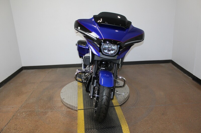 Harley-Davidson CVO Street Glide 2025 FLHXSE 84559368 BLUE STREAK - Photo 3