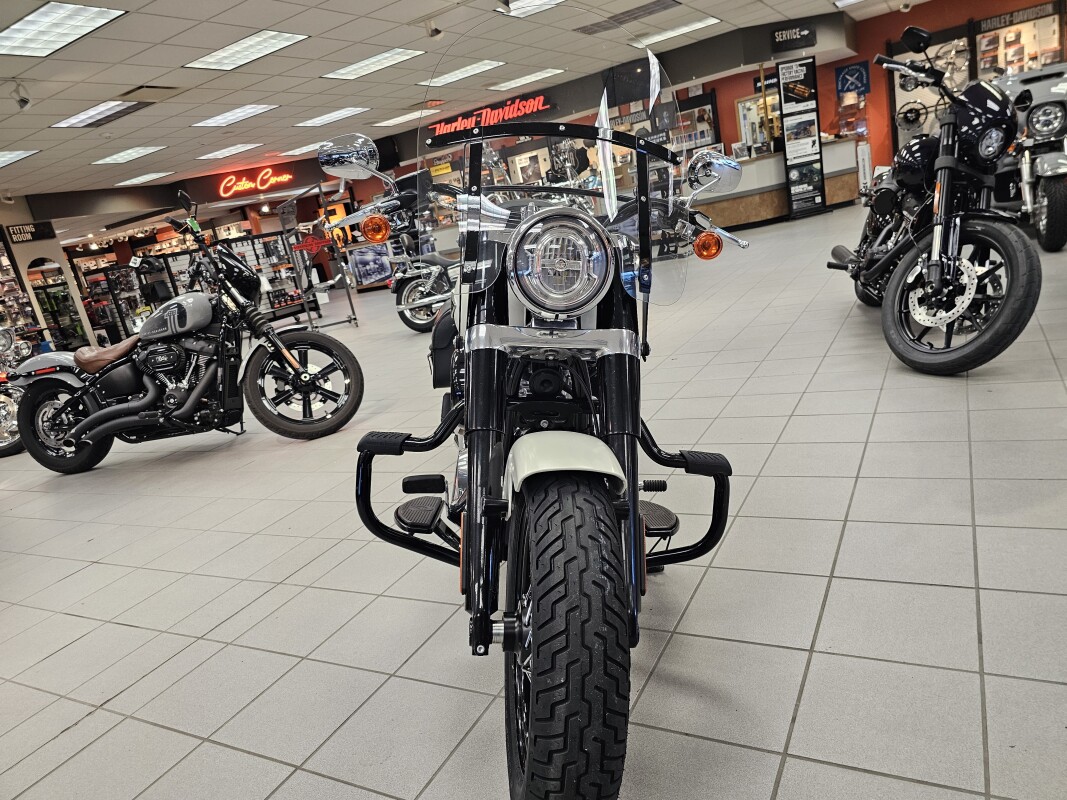 FLS 2018 Softail Slim - Photo 3