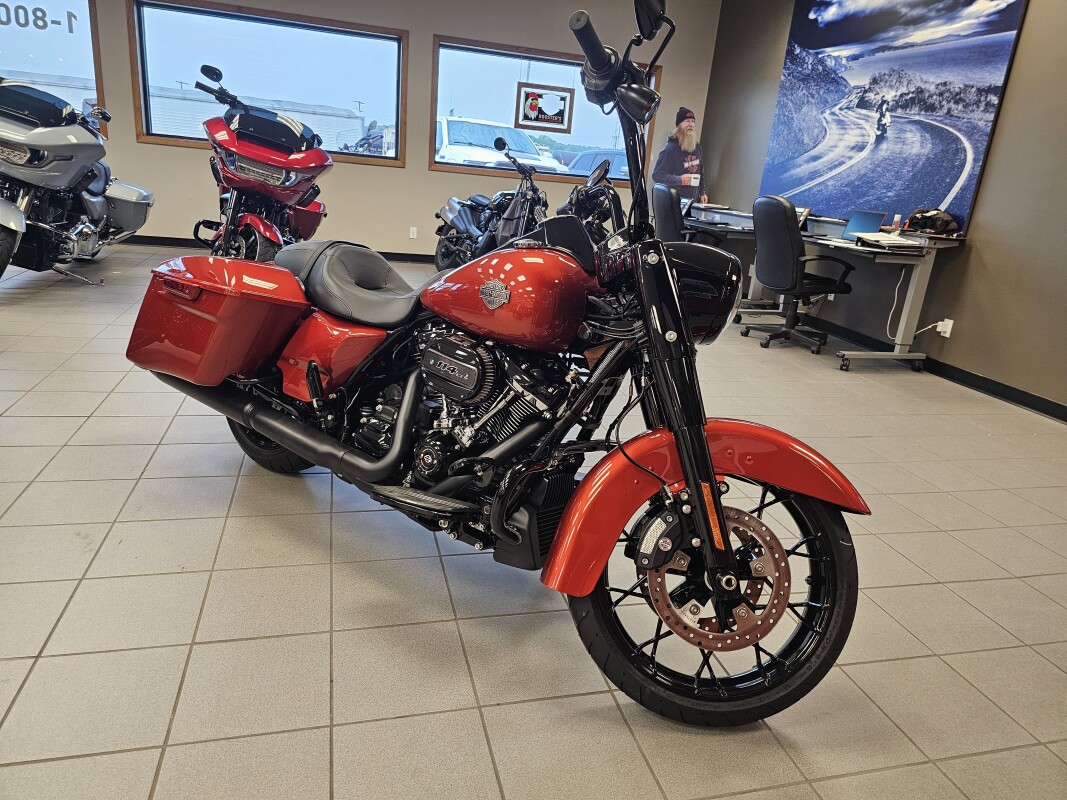 FLHRXS 2025 Road King Special - Photo 2