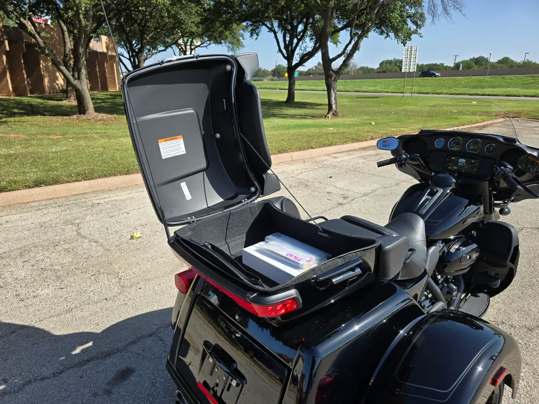 2025 Harley-Davidson Tri Glide Ultra - Photo 10